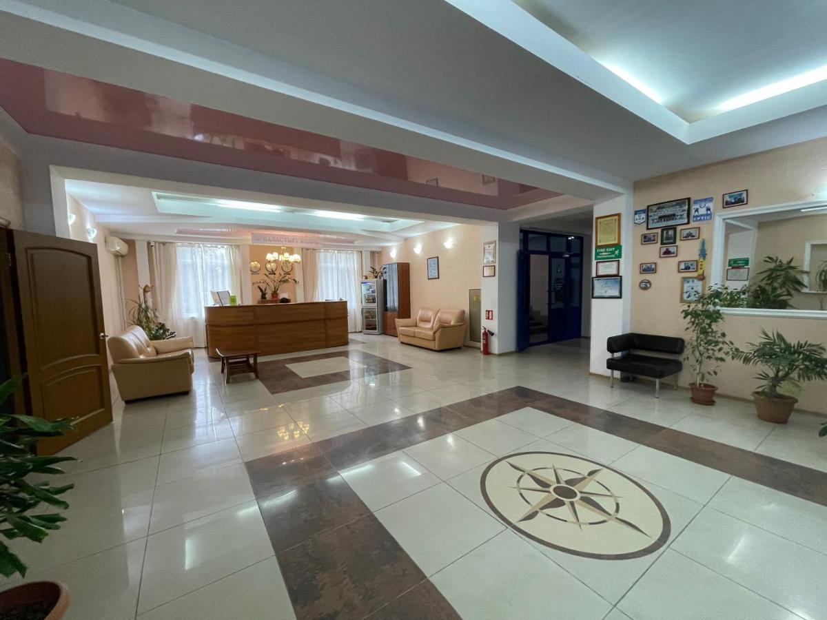 Victoria Palace Atyrau Exterior photo